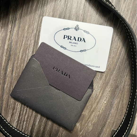 Black leather Prada Purse & Wallet set EUC!!!! - Picture 4 of 16